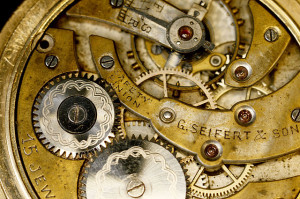 "Innards of a G. Seifert mechanical gold watch -b" by Michel Villeneuve - G.Seifert & Sons / AI-138. Licensed under CC BY 2.0 via Commons - https://commons.wikimedia.org/wiki/File:Innards_of_a_G._Seifert_mechanical_gold_watch_-b.jpg#/media/File:Innards_of_a_G._Seifert_mechanical_gold_watch_-b.jpg