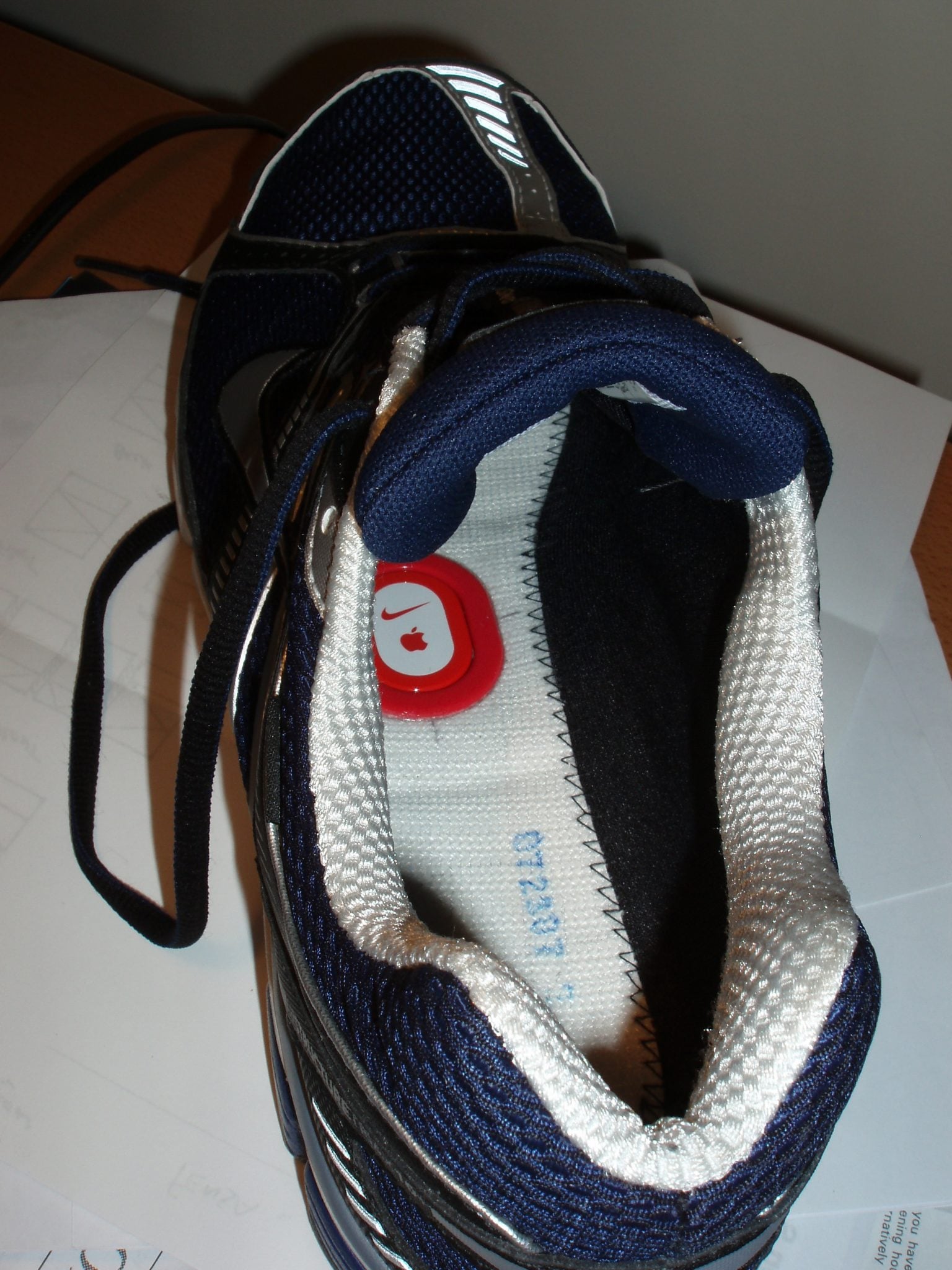 nike phone controlled shoes