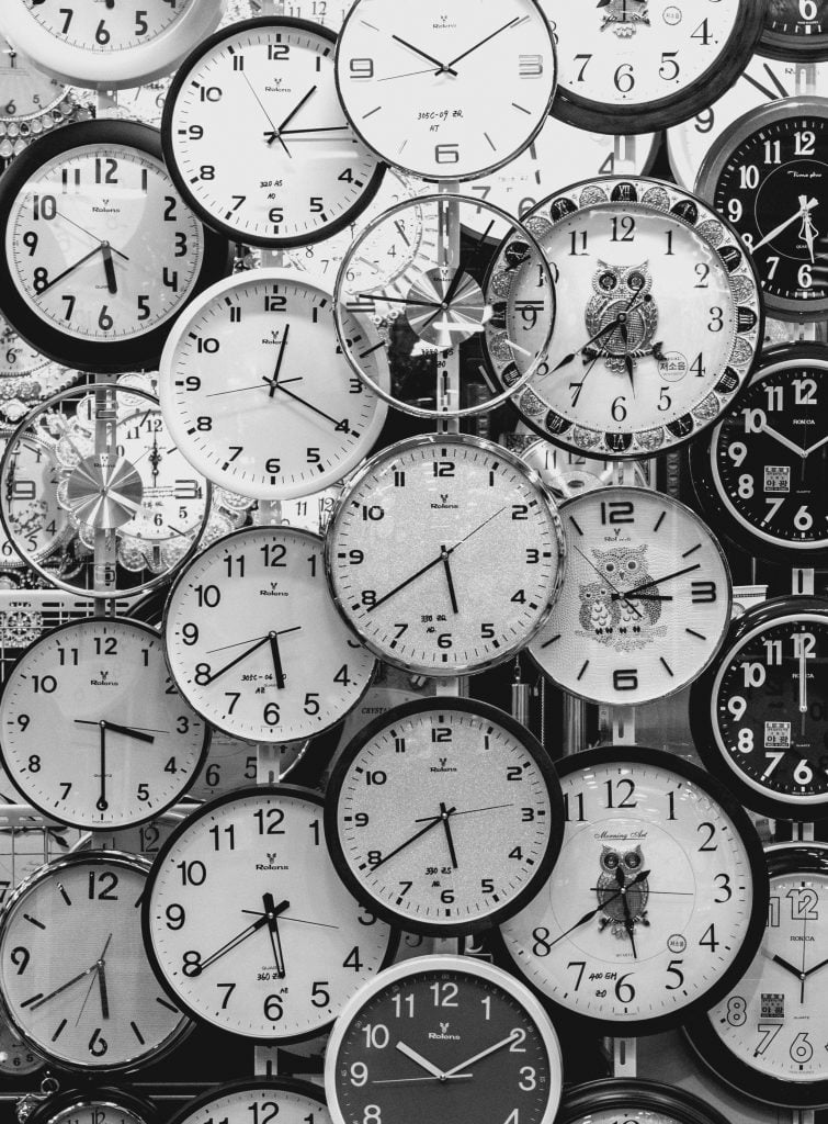 Top 10 Luxury Black and White Watches