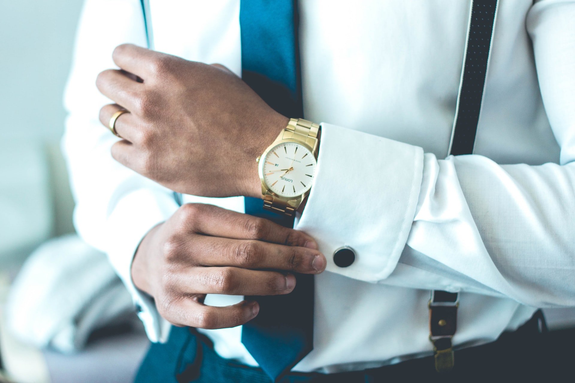5 Dress Watches To Wear With a Suit