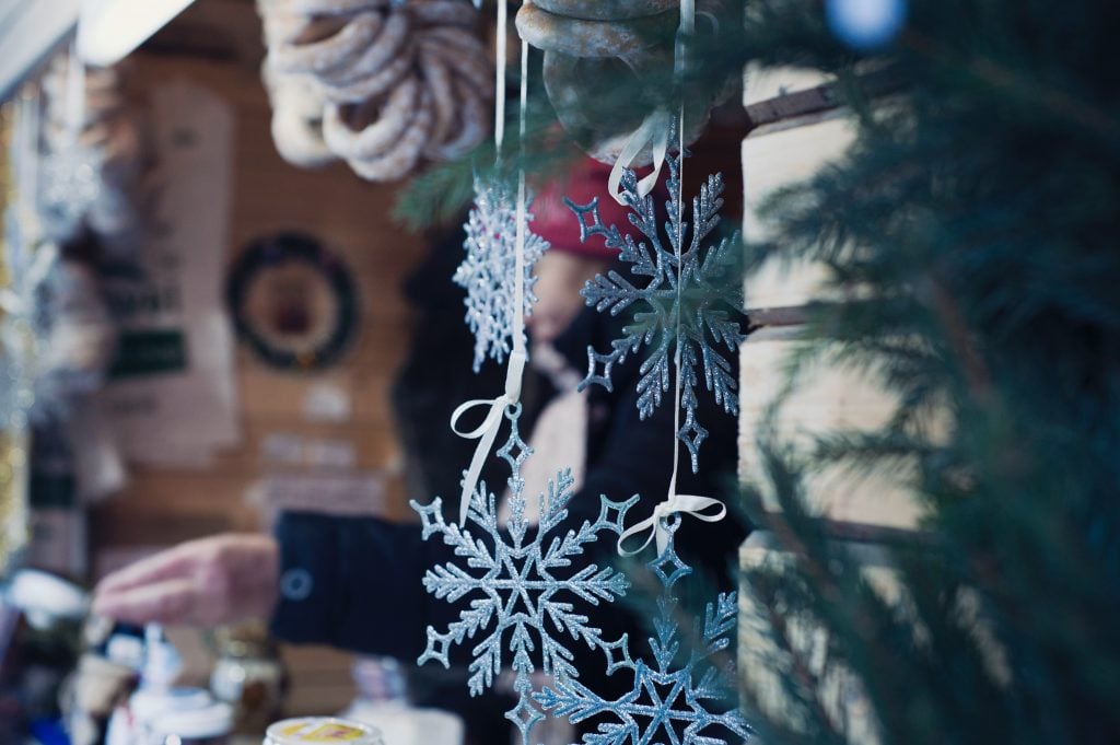 Christmas Themed Watches and Jewellery 2020