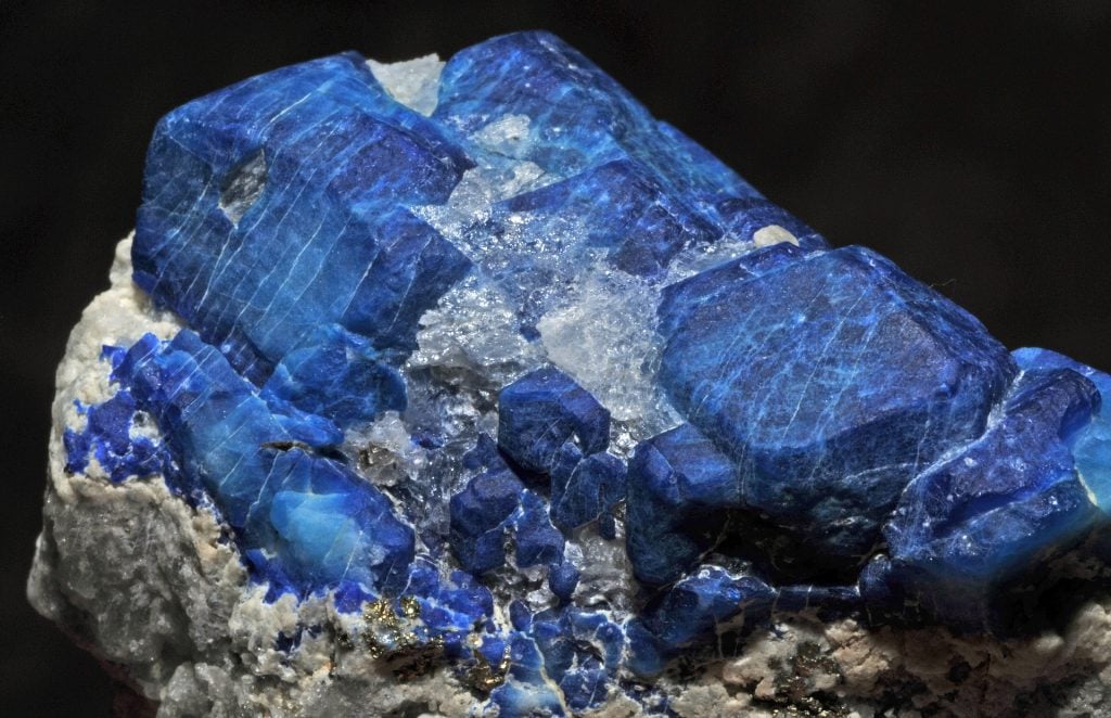 10 Interesting Facts About Tanzanite