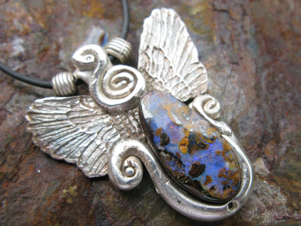 10 interesting facts about opal