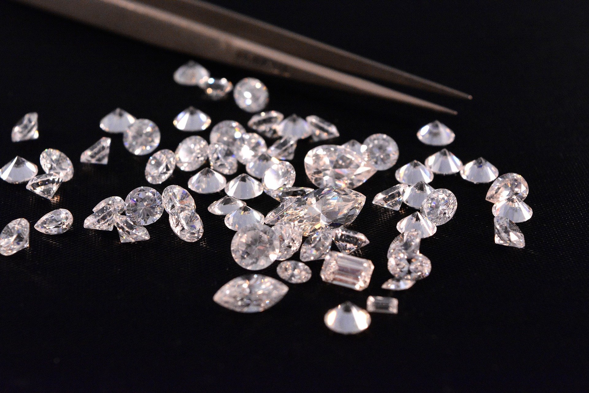 10 Interesting Facts About Cubic Zirconia - First Class Watches Blog