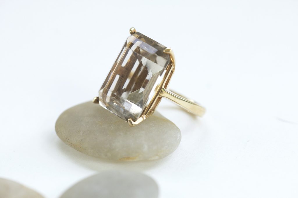 10 Interesting Facts About Smoky Quartz