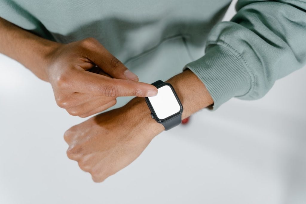 Top 5 Reasons to Invest in a Smartwatch