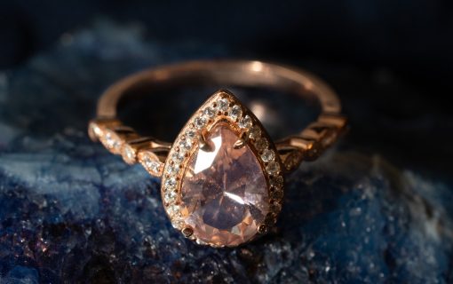 Why Buy Pear Cut Engagement Rings?