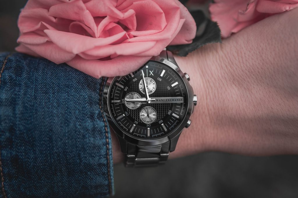 Reasons to Buy an Armani Exchange Watch