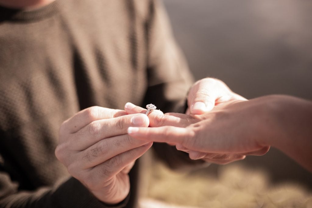 5 Engagement Ring Buying Tips