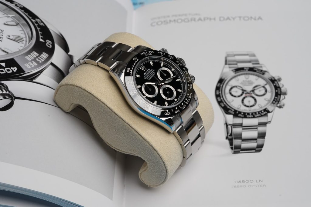 How to Spot Fake Luxury Watches