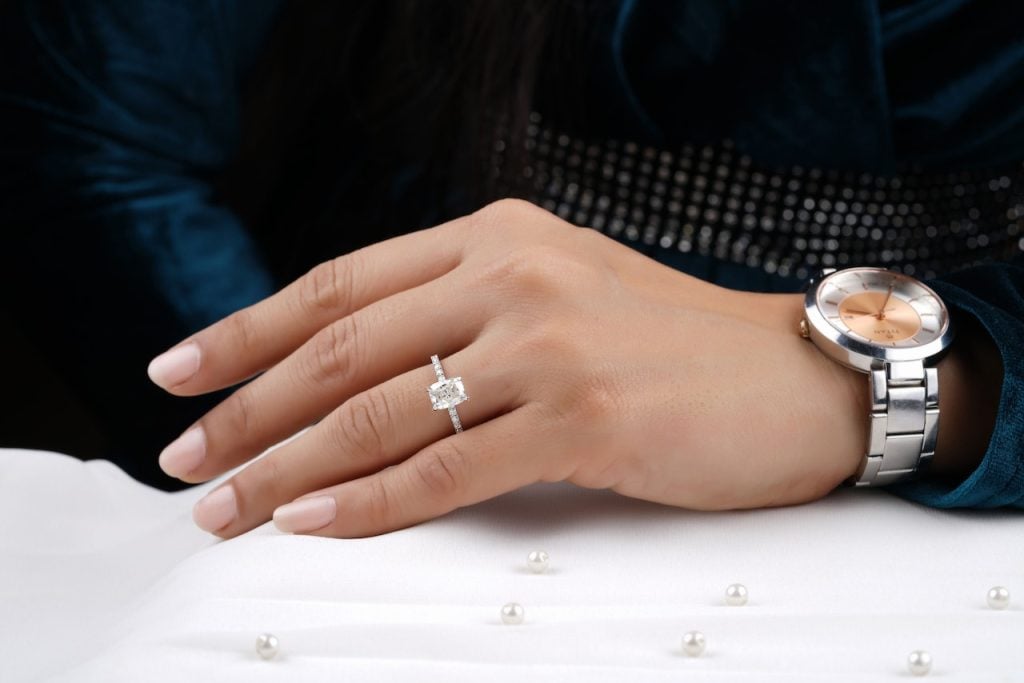 Why Buy an Emerald Cut Engagement Ring
