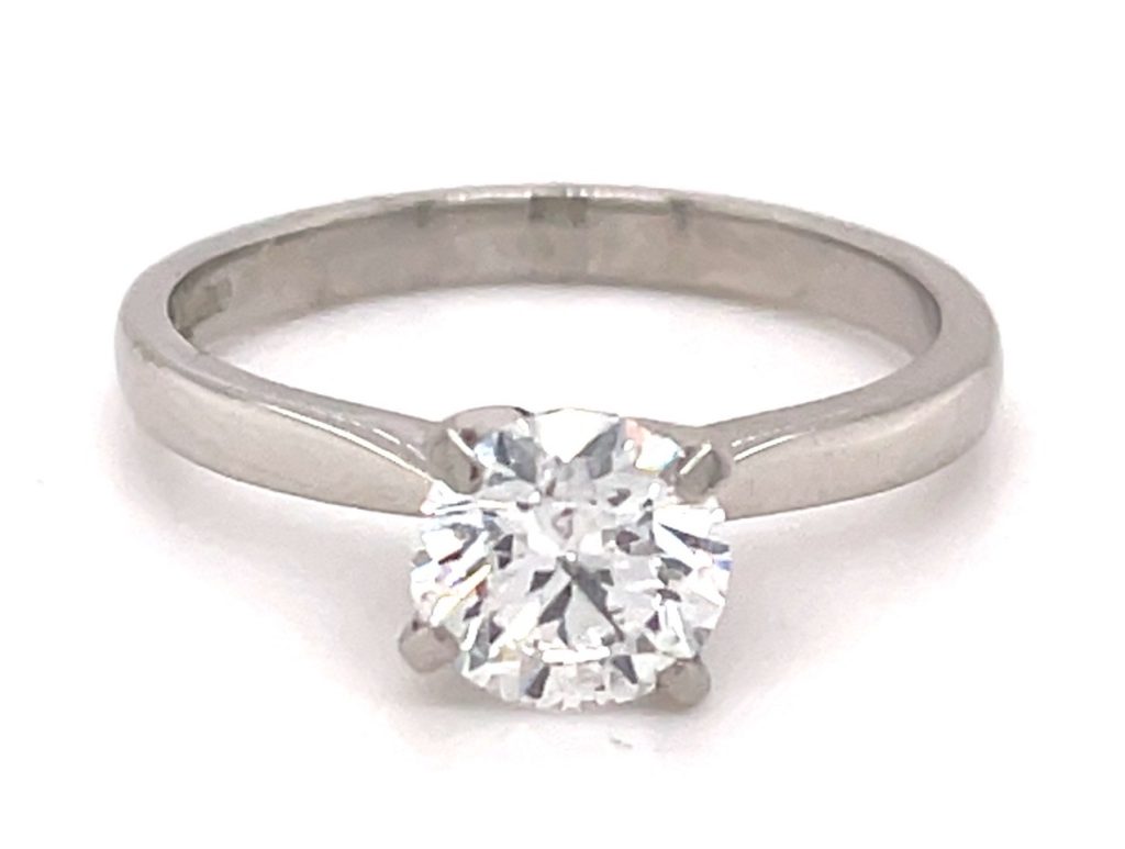 Why Buy a Round-Cut Engagement Ring?