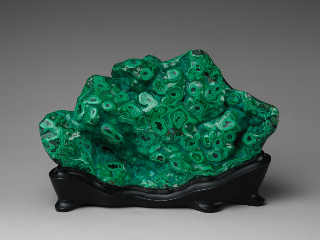 10 Interesting Facts About Malachite
