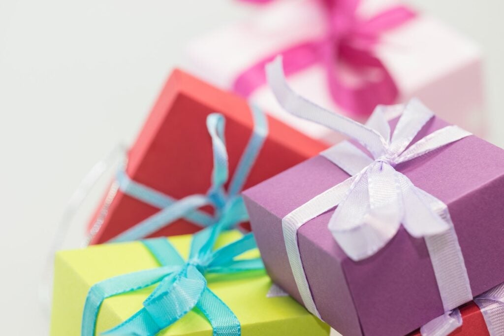 Gift Guide for February Birthdays