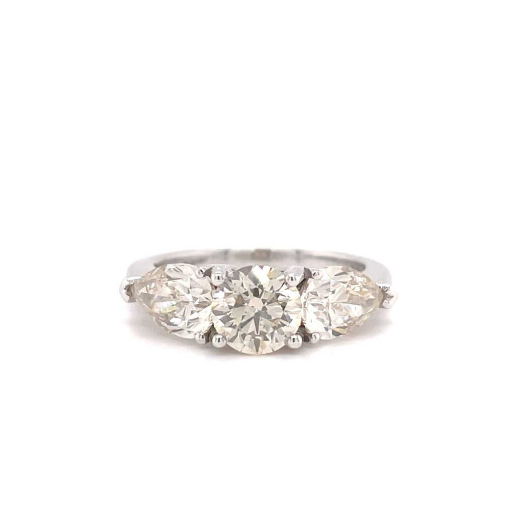 Why are Diamond Engagement Rings So Popular?