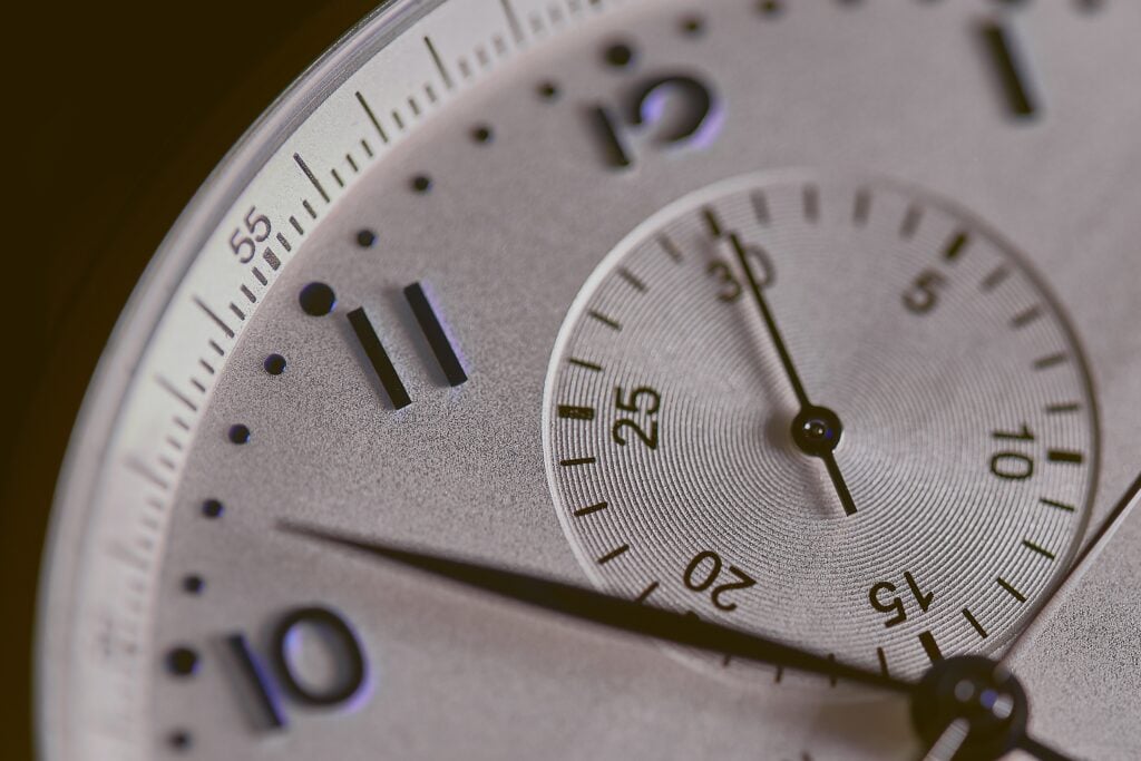 What is a quartz watch?