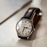 What is an automatic watch?