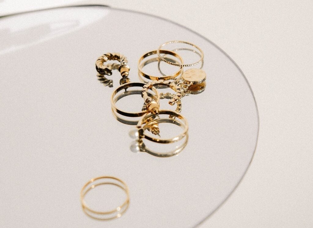 How to Clean Gold Jewellery