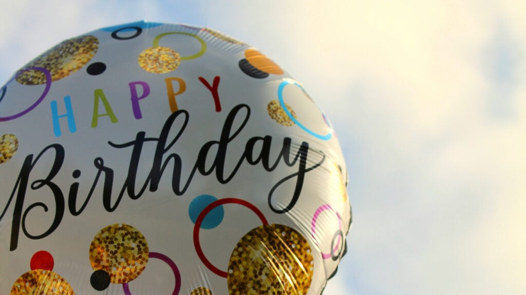 What to Buy Someone with a February Birthday