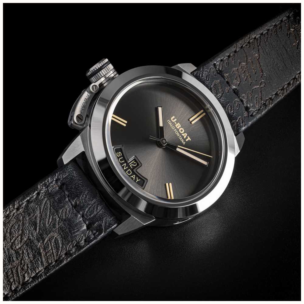 U-Boat CLASSICO 40mm Vintage Black Sunray Dial 8891 - First Class Watches™