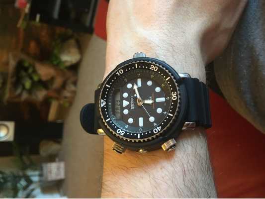 Seiko Prospex Arnie Re-Issue Solar Divers 200m Black SNJ025P1 - First Class  Watches™